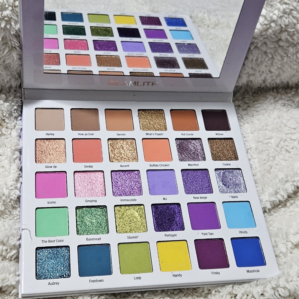 Glamlite  x makalya